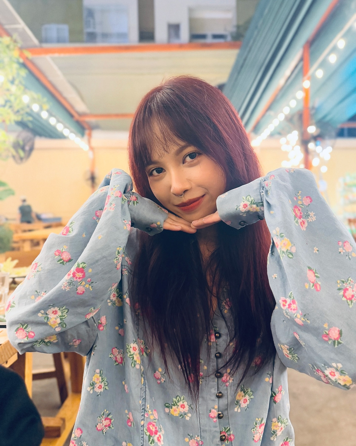 Sau đó một thời gian, cô nàng chủ động rút lui khỏi giới giải trí, khóa tài khoản mạng xã hội và ở ẩn.