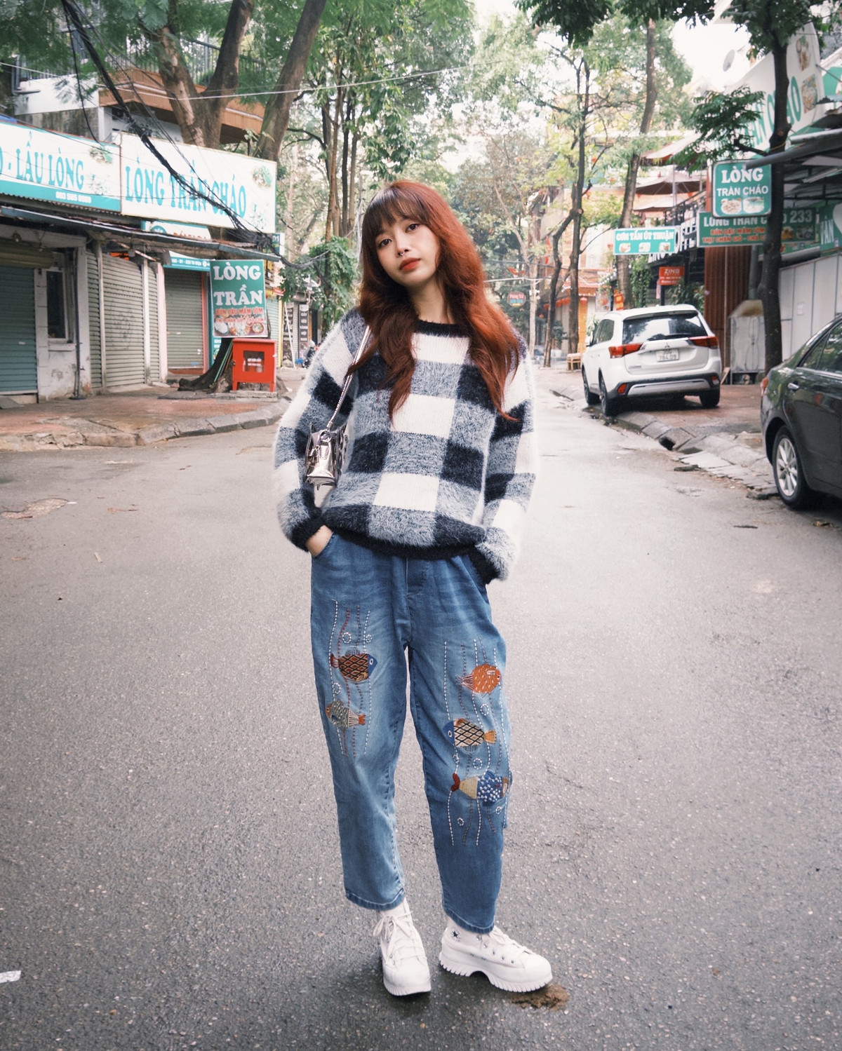 Nổi đình nổi đám là vậy, thế nhưng có một khoảng thời gian, Mờ Naive vướng vào lùm xùm liên quan đến chuyện bản quyền âm nhạc.