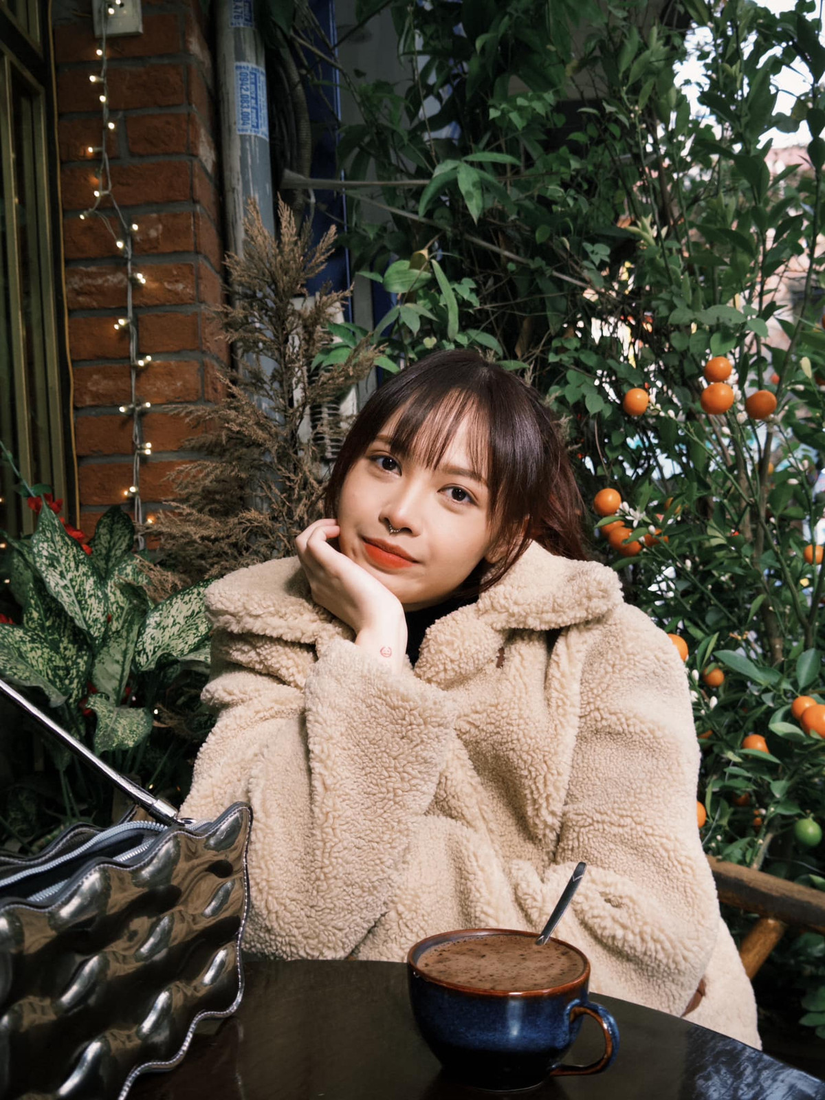 Khoảng năm 2020, cô nàng trở lại với âm nhạc, lấy nghệ danh là M Naive và cho ra sản phẩm âm nhạc mới, tuy nhiên không quá gây nên tiếng vang.