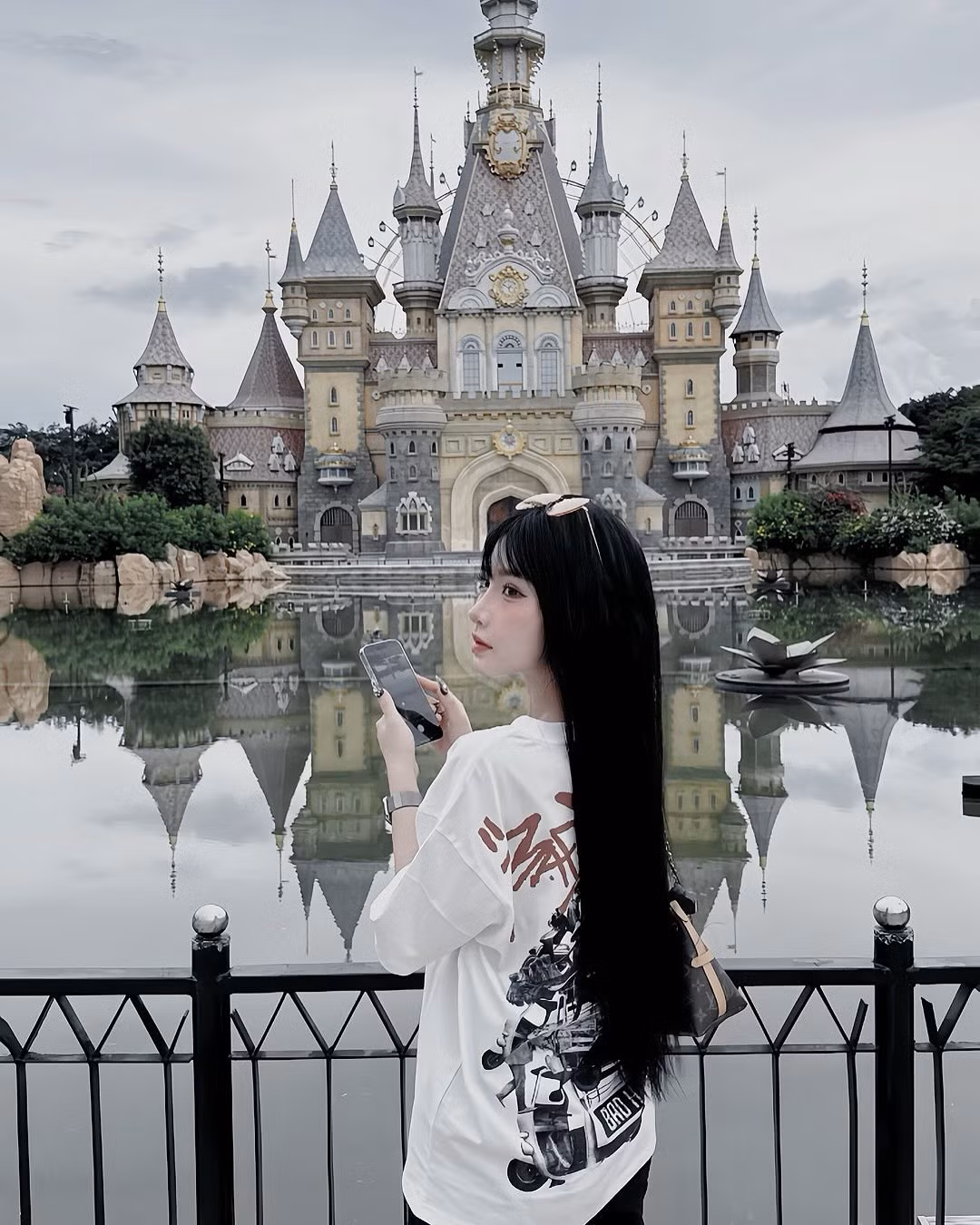 Thu Trà có mối quan hệ thân thiết với nhiều Tiktoker nổi tiếng khác như Ngân Hà.