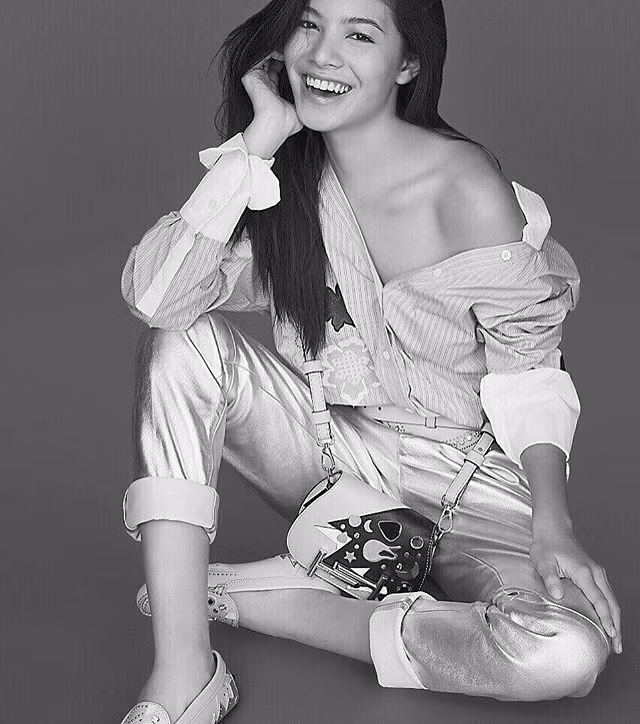 Giới trẻ Thái đã quá quen thuộc với tên tuổi của Kat Sonya Singha, tiểu thư con nhà tài phiệt Thái Lan. Sinh ra trong gia đình bề thế, Kat còn sở hữu ngoại hình xinh đẹp và cực kỳ quyến rũ.