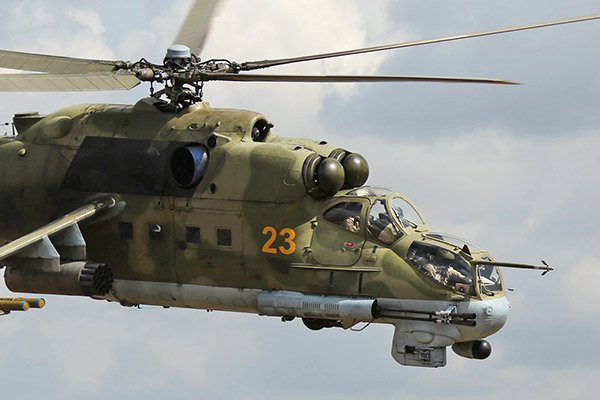 Để so sánh: Mi-24 có thể mang vũ khí với tổng trọng lượng 2.400 kg, trong khi cơ số đạn của xe tăng T-72 nặng chỉ khoảng 1 tấn.