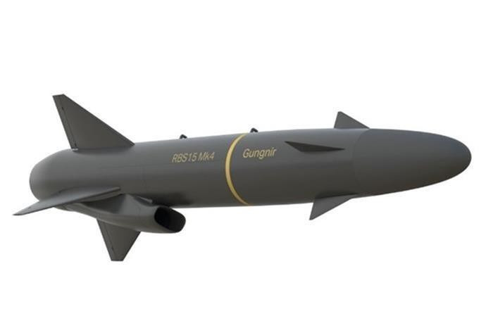 Trong Chiến tranh Lạnh, Thụy Điển đã bố trí những hệ thống tên lửa này để bảo vệ đảo. Tuy nhiên, sau khi Liên Xô (tan rã), nước này đã rút RBS-15 phiên bản phóng trên đất liền khỏi biên chế trang bị sẵn sàng chiến đấu.