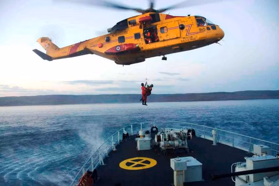 Đối với binh sĩ Mỹ, các kỹ năng dành riêng cho môi trường Bắc Cực sẽ ngày càng quan trọng khi cuộc cạnh tranh của các nước ở khu vực này ngày càng tăng lên. Hoạt động quân sự, thương mại và dân sự bắt đầu “nhộn nhịp” hơn do biến đổi khí hậu khiến khu vực này dễ tiếp cận hơn.