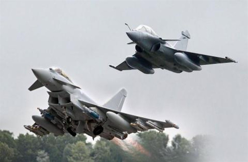 Chính vì vậy, lợi thế của Rafale trước Su-35 nếu xảy ra tình huống đối đầu là không thể phủ nhận. Ảnh trong bài: Tiêm kích Rafale.