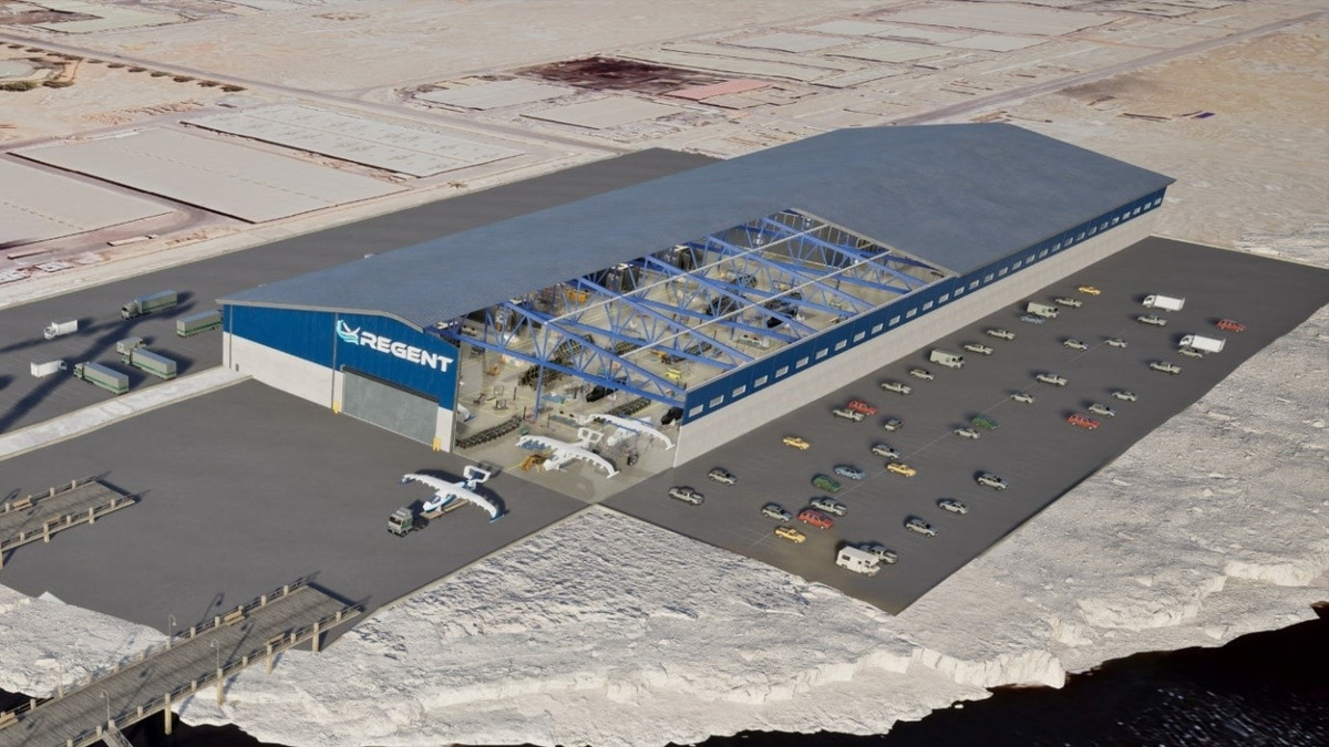 Công ty cũng đang xây một cơ sở sản xuất lớn tại Rhode Island, dự kiến khánh thành vào năm 2026. Regent Craft hiện đã nhận được đơn đặt hàng từ nhiều nơi trên thế giới với tổng giá trị hơn 9 tỷ USD, sẽ sớm chở khách giữa những hòn đảo nhiệt đới, vận chuyển hàng hóa, hỗ trợ ứng phó với tình huống khẩn cấp.