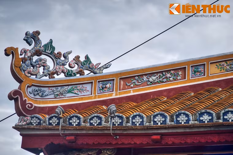 Một số hình ảnh khác về Phu Văn Lâu.