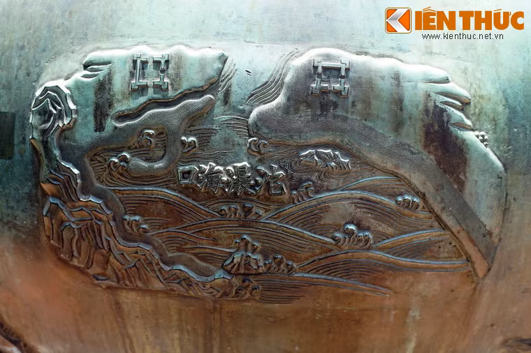 "Đà Nẵng hải khẩu" là cửa biển Đà Nẵng, chính là cửa Hàn, cửa biển có vai trò chiến lược đặc biệt quan trọng của Đà Nẵng.