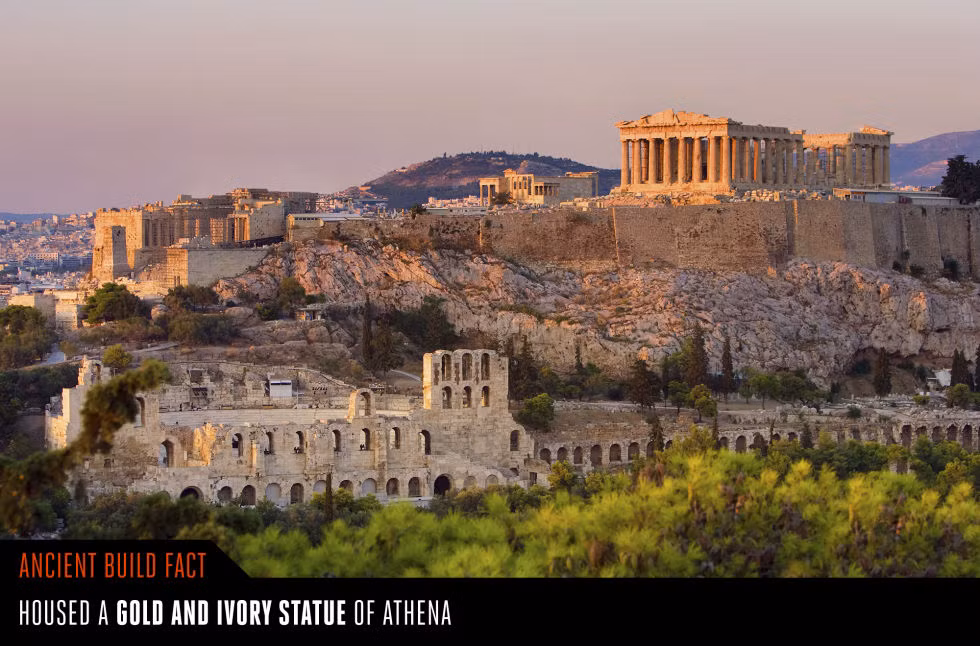 3. Đền Parthenon (Hy Lạp). Nằm trên đỉnh Acropolis của thành Athens, đền Parthenon nổi tiếng trong thế giới cổ đại với bức tượng được làm bằng vàng và ngà voi của thần Athena. Ngoài ra, đây cũng là một công trình kiến trúc tiêu biểu bậc nhất của văn minh Hy Lạp cổ đại. Ảnh: Popularmechanics.