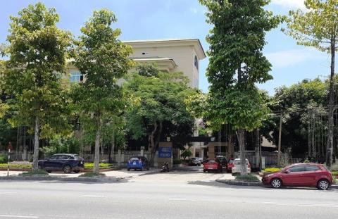 Nghe An: Nu can bo 24 tuoi quy hoach Pho bi thu tinh doan co uan khuc?