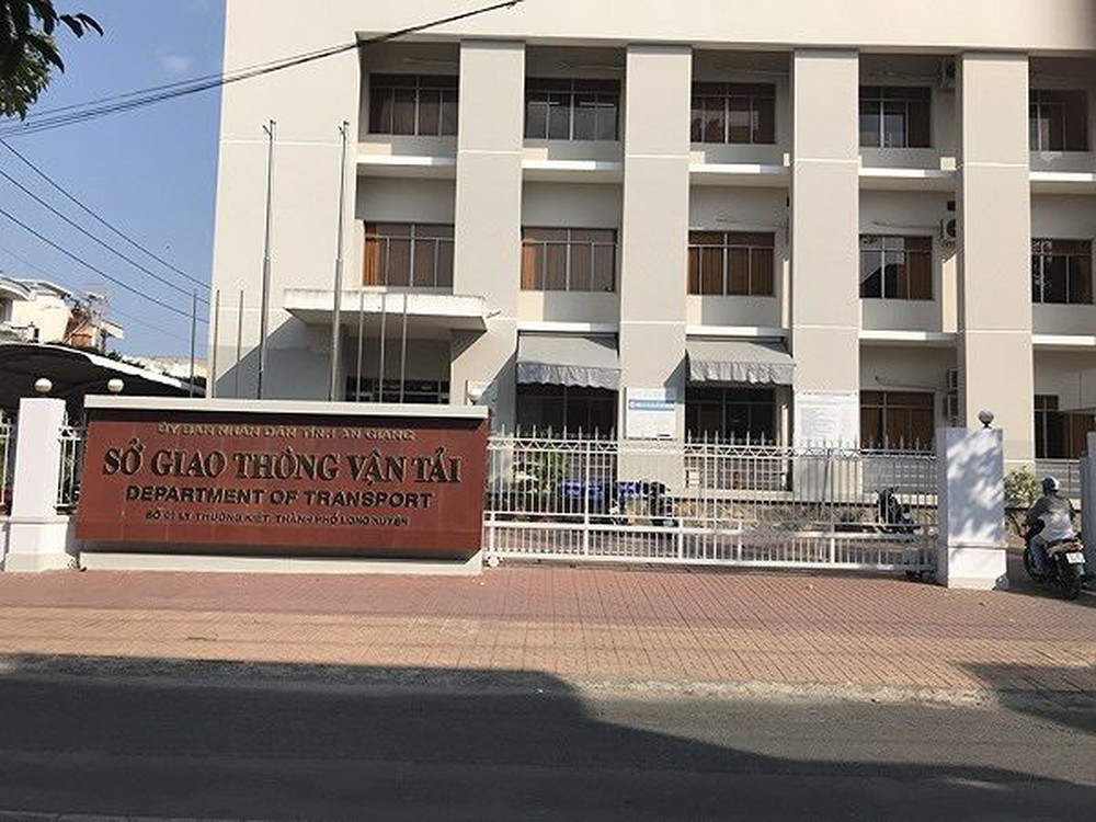 Buc xuc “quan” thanh tra ro luat nhung cu sai pham tum lum nong du luan