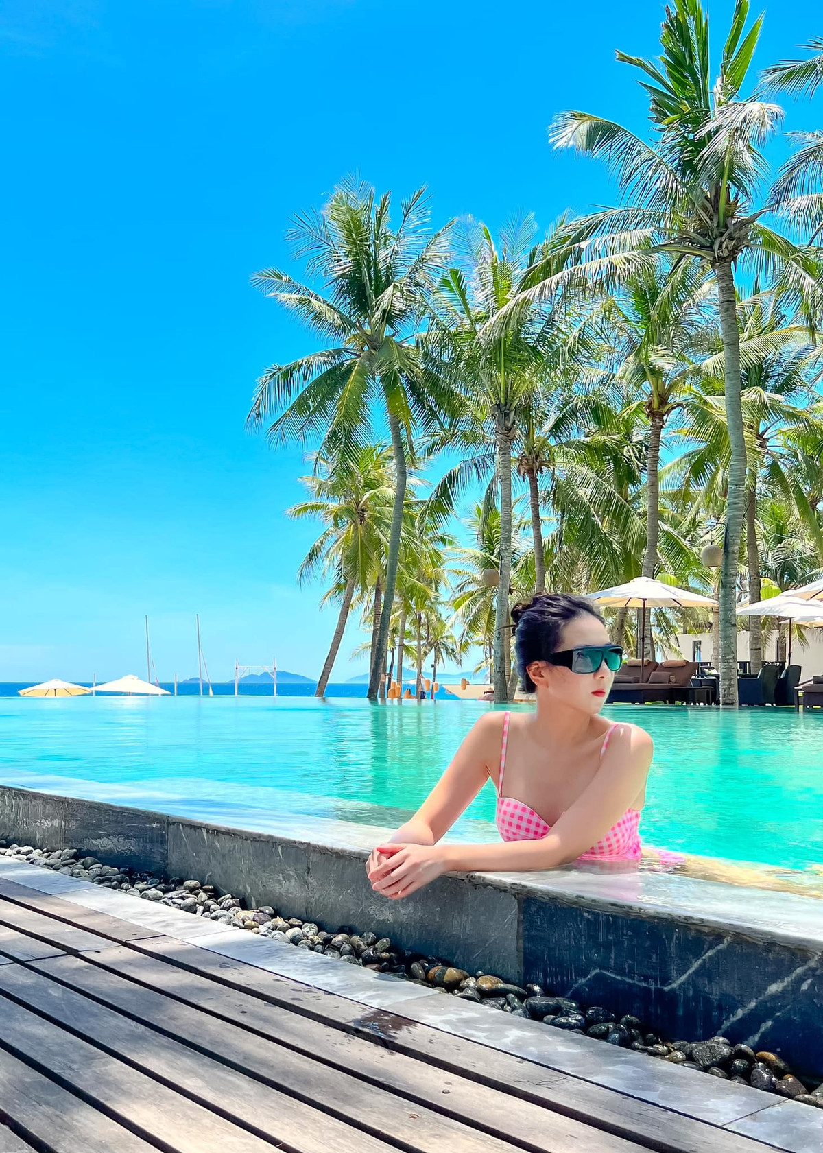 Là nữ MC "đẹp nhất VTV" Mai Ngọc ngày càng thăng hạng về nhan sắc gây mê người đối diện mỗi khi ngắm nhìn.