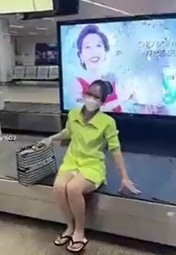 Thậm chí, rất có thể nhân viên sân bay sẽ bị khiển trách hoặc kỷ luật khi không nhắc nhở hành khách. Ảnh: Tổng hợp