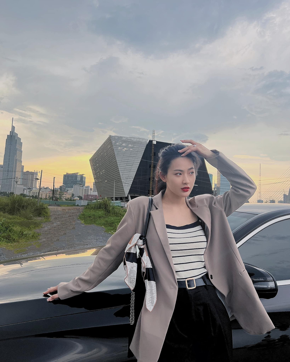 Sở hữu nhan sắc cực phẩm, nhiều lần được ví như "thần tiên tỷ tỷ", Minh Trang có một lượng người hâm mộ cực lớn trên các trang mạng xã hội.