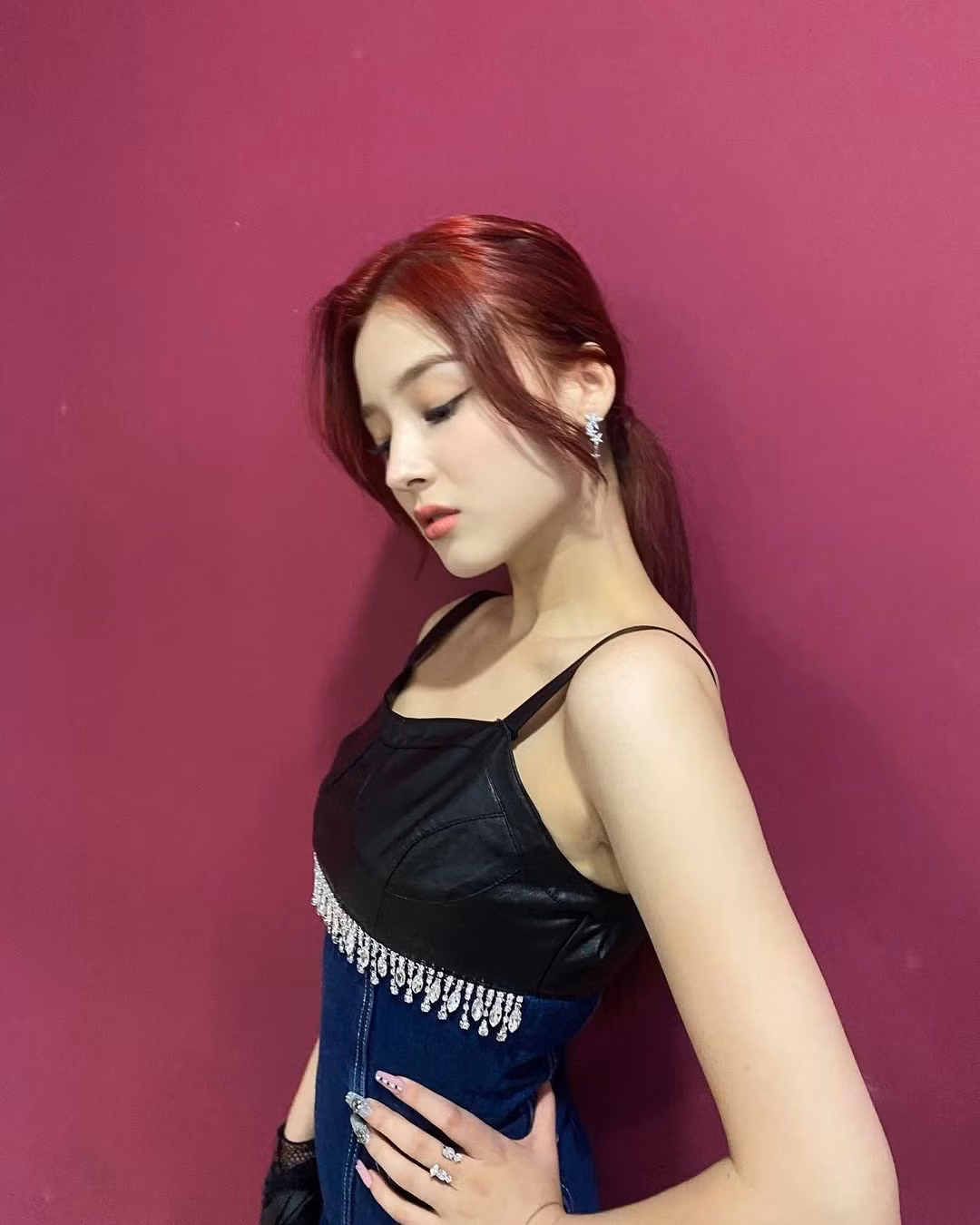 Nhan sắc rạng rỡ của cô gái trẻ từng được ví von là bản sao của nữ thần Irene (Red Velvet) nhưng thậm chí còn được khen là hút hồn hơn cả bản gốc.