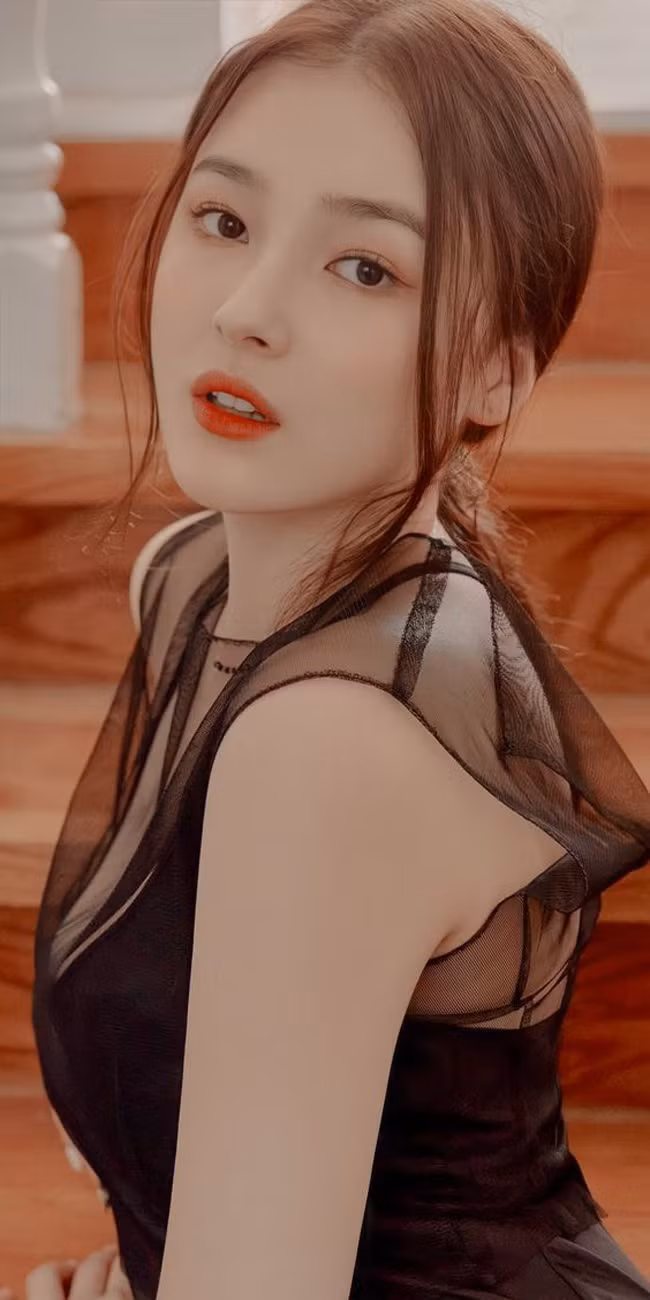 Dù rất xinh đẹp nhưng người đẹp xứ Hàn cũng từng bị chê bai, tán về ngoại hình bởi sở hữu vóc dáng đầy đặn.