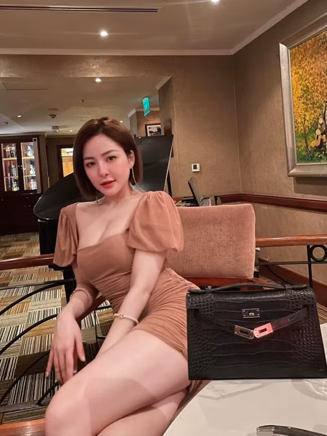 Hiện tại, hot girl Trâm Anh đang có cuộc sống bình yên ở Sài Gòn, rời xa showbiz. Ảnh: FBNV