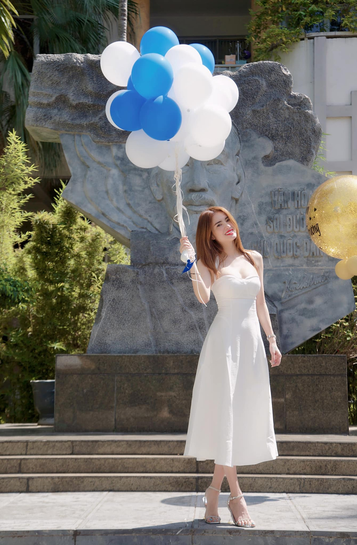 Có thể thấy, nhan sắc hot girl xứ Nghệ không thay đổi nhiều qua thời gian.