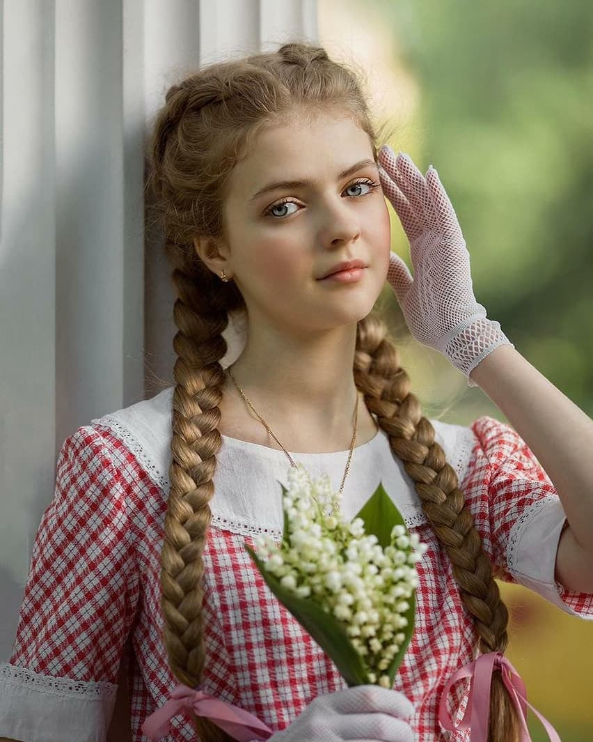 Angelina Pryima nhận được sự quan tâm của cư dân mạng khi nổi bật với vẻ ngoài xinh đẹp.