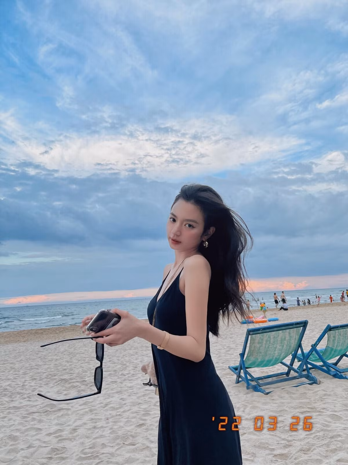 Thời gian gần đây, dù không còn thường xuyên livestream chơi game và giao lưu với người hâm mộ, song nữ streamer vẫn nhận được sự chú ý của cộng đồng game thủ khi liên tục cosplay các nhân vật trong game.