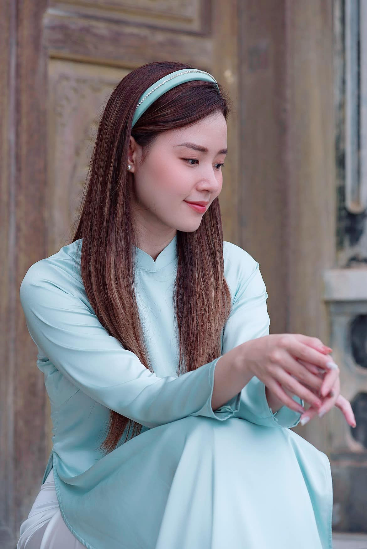 Rất nhiều fans cứng đã vào thả tim dưới bài đăng và khẳng định đây mới là Midu đích thực.