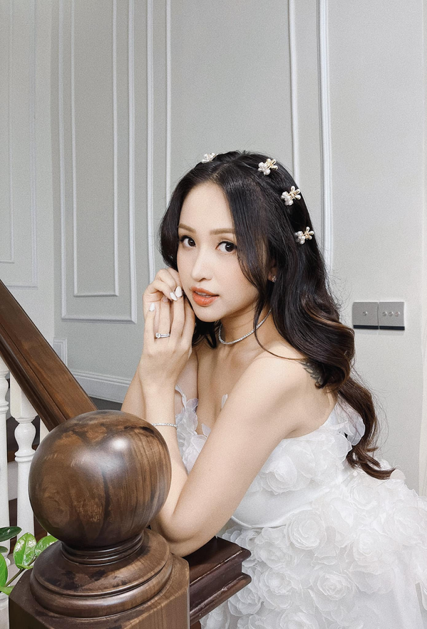 Sau sinh, nhan sắc Vân Hugo được nhận xét “thăng hạng” đáng kể.