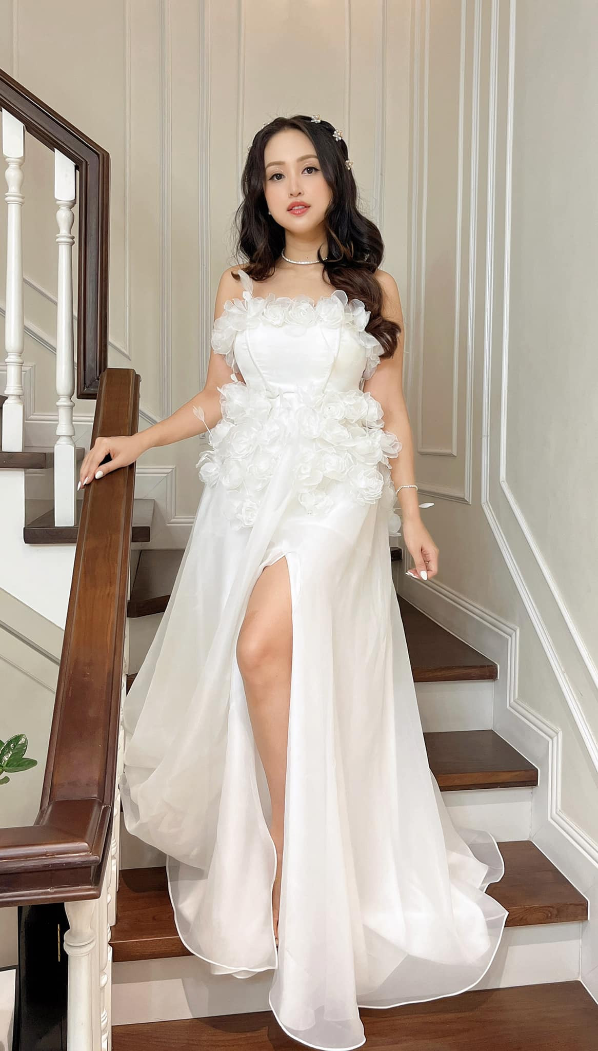 Từ khi thông báo mang thai lần thứ hai, Vân Hugo luôn nhận được sự quan tâm và những lời chúc mừng từ người hâm mộ. Ảnh: FBNV