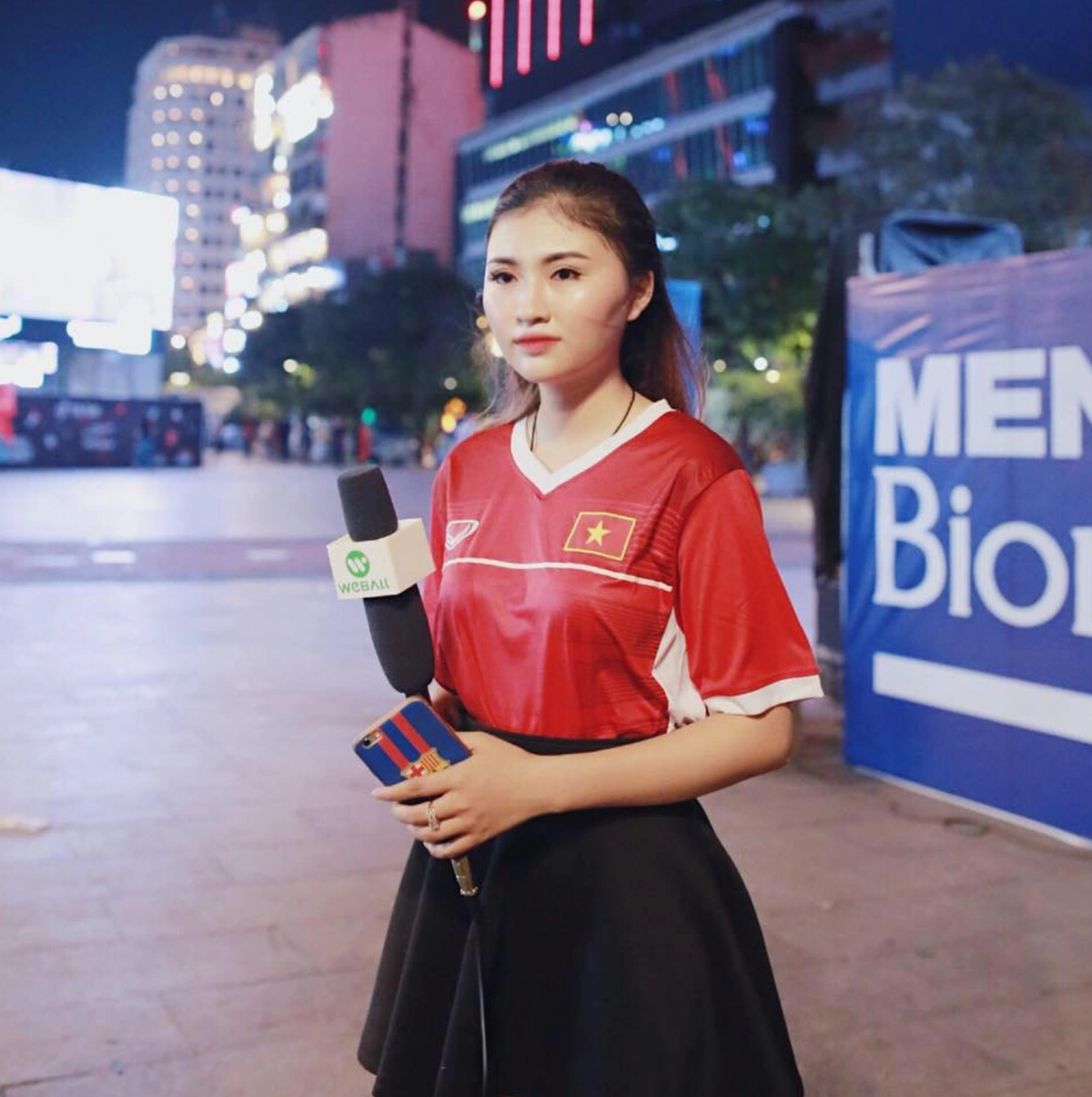 Tuy nhiên tất cả trên đây chỉ là sự đồn đoán của cư dân mạng, bản thân người trong cuộc vẫn chưa lên tiếng giải thích rõ ràng.