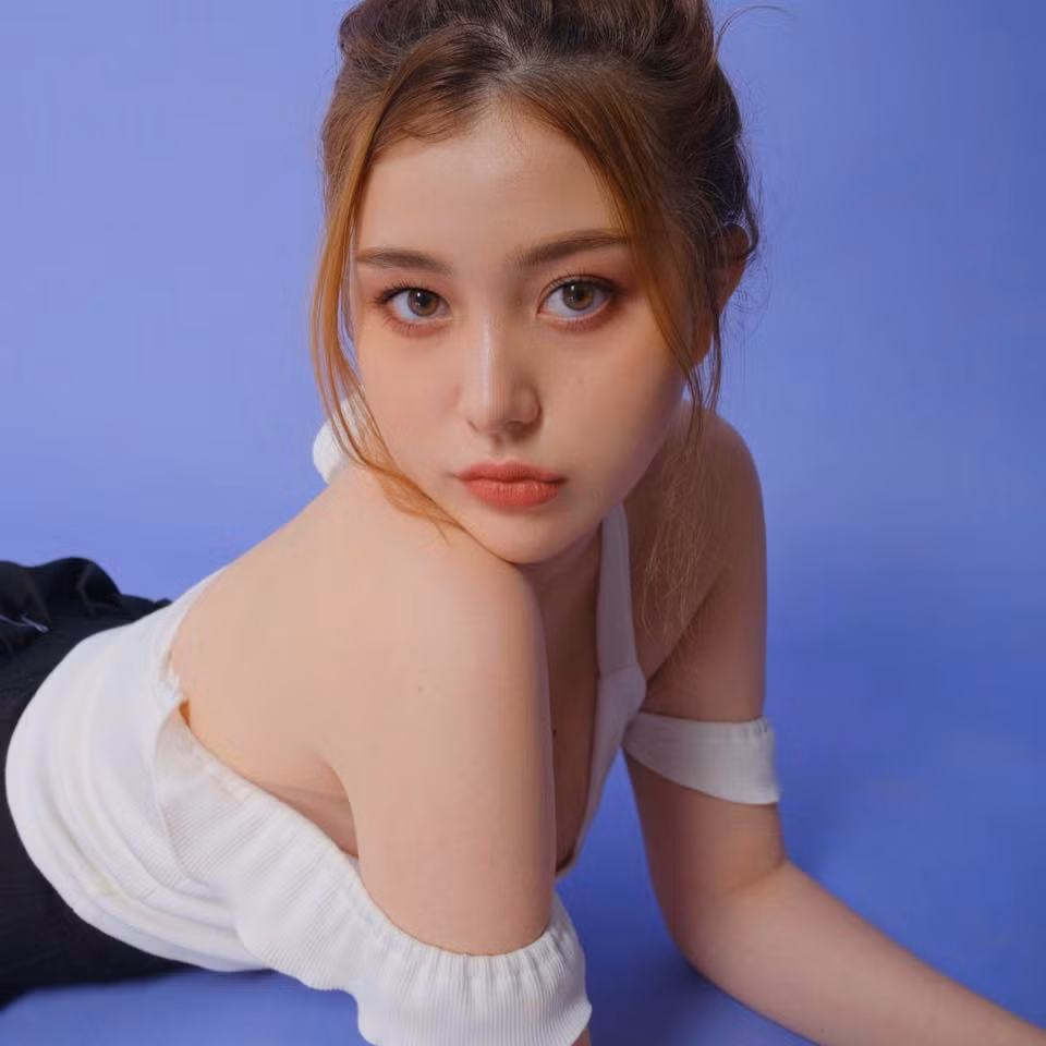 Ở thời điểm mang thai, Sunna vẫn nhận được nhiều lời khen xinh đẹp.