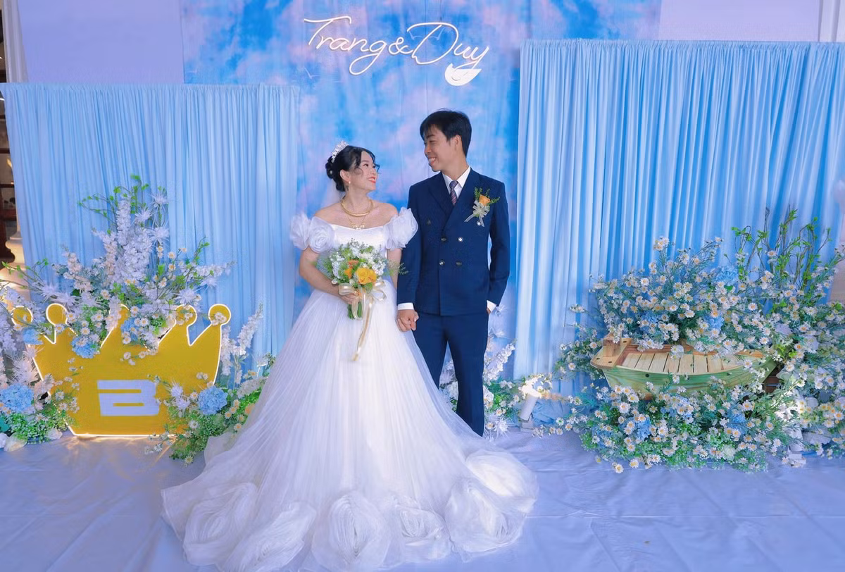 Khi xác định về chung một nhà với bạn trai, Trang bắt đầu lên ý tưởng về đám cưới trong mơ.