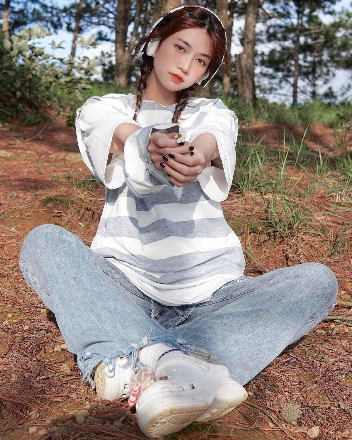 Hot girl phòng gym Lê Bống bị chê mặc quần tập quá nhạy cảm Hot girl phong gym Le Bong bi che mac quan tap qua nhay cam