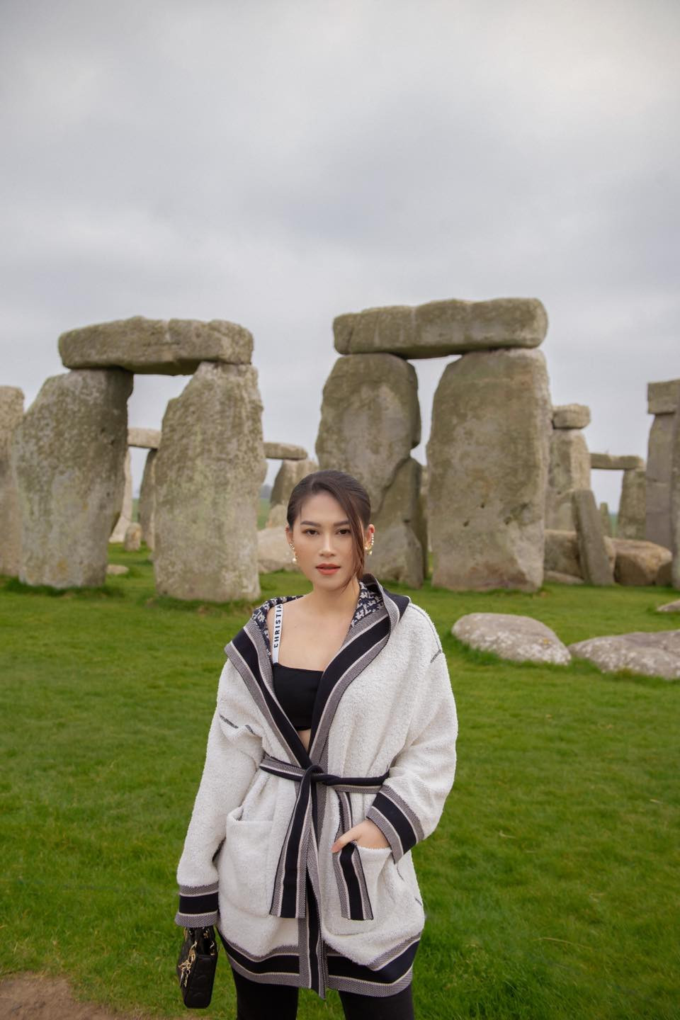 Ngoài ra, cô nàng cũng rất ham học, đặc biệt là các ngôn ngữ mới. Ảnh: Tổng hợp