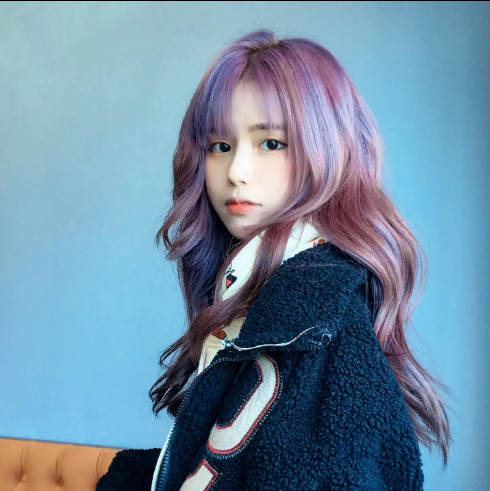 Trở thành một cái tên khá có tiếng tăm nên những hình ảnh của cô đăng tải lên trang cá nhân đã nhận được rất nhiều những lời khen ngợi.