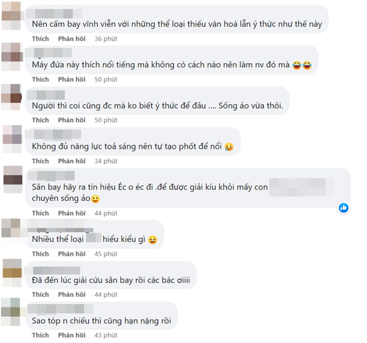 Những hành động kém văn minh, phản cảm nơi công cộng chỉ nhằm mục đích quay clip TikTok câu view khiến mọi người ngán ngẩm.