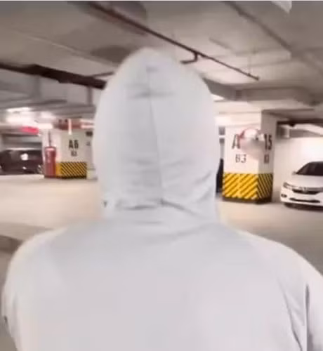 Đoạn clip được cho quay trước khi nam cầu thủ xuất ngoại và Chu Thanh Huyền mãi mới đăng.