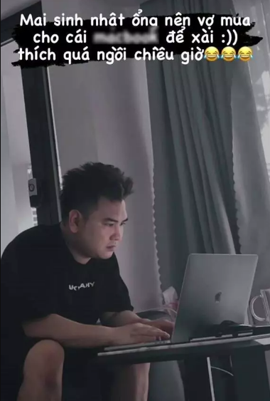 Cô tiết lộ từng bỏ tiền túi tặng ông xã chiếc máy tính trị giá 60 triệu đồng. Hay trong một chia sẻ, bà xã Xemesis tâm sự bản thân vẫn rất "nghiền đồ chợ". Và cô chỉ mạnh tay chi tiêu vào những thứ cần thiết.