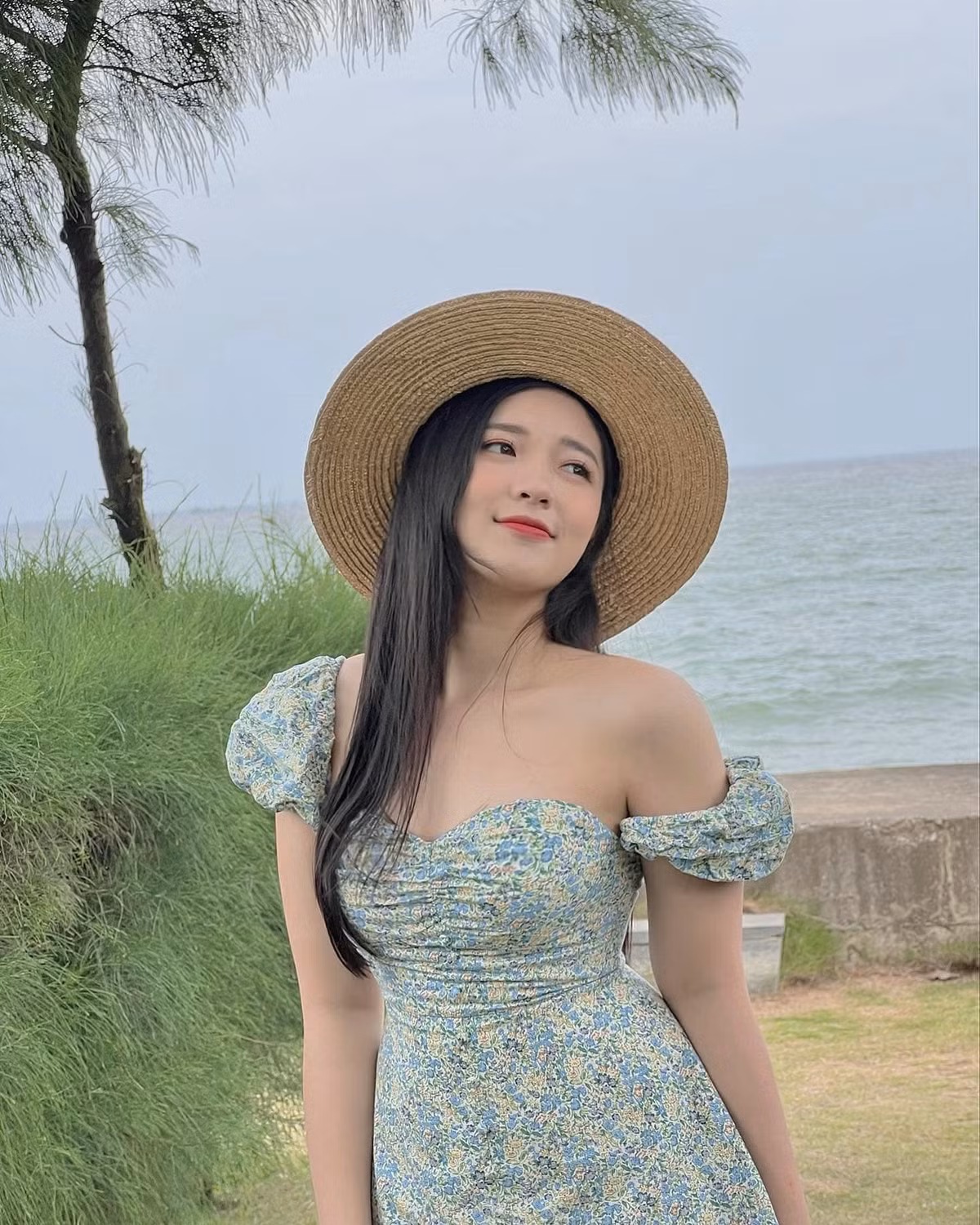 Không thể phủ nhận, vẻ ngoài khả ái cũng là một trong những yếu tố thu hút công chúng của nữ MC Phương Thảo.