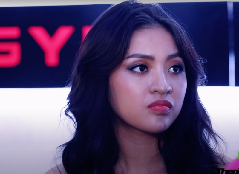 Không những gương mặt bị săm soi, Thanh Tâm còn để lộ vòng eo ngấn mỡ khi tham gia cuộc thi này.