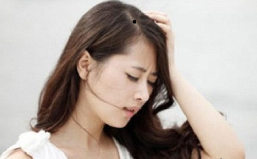 Nếu nốt ruồi có màu đỏ hoặc xanh lá cây thì nhiều khả năng người đó trở thành Bộ trưởng. Ảnh minh họa: Twitter.