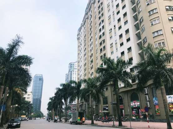 Tại khu đô thị mới Cổ Nhuế (Bắc Từ Liêm, Hà Nội), dù 15 năm qua đi nhưng Tập đoàn Nam Cường vẫn chỉ hoàn thiện tương đối cơ sở hạ tầng, các tòa nhà CT1, CT2A, CT2B, CT3 và giao cho khách hàng.