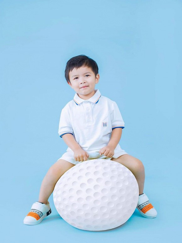 Chua day 3 tuoi, con trai Dan Truong co cong ty rieng, uoc mo thanh Tong thong-Hinh-5