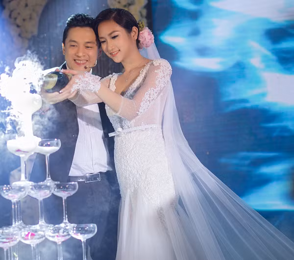 Sao Viet khong co gi ngoai dieu kien: lam dam cuoi o khach san 6 sao-Hinh-4