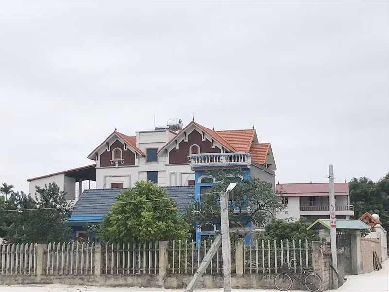 Hong am Lan Chi X2 “thoat xac” tu san pham sai pham: Te ngua cong ty 