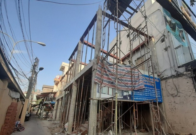 Thuc hu viec nha ve sinh tien ty bi dap bo vi 