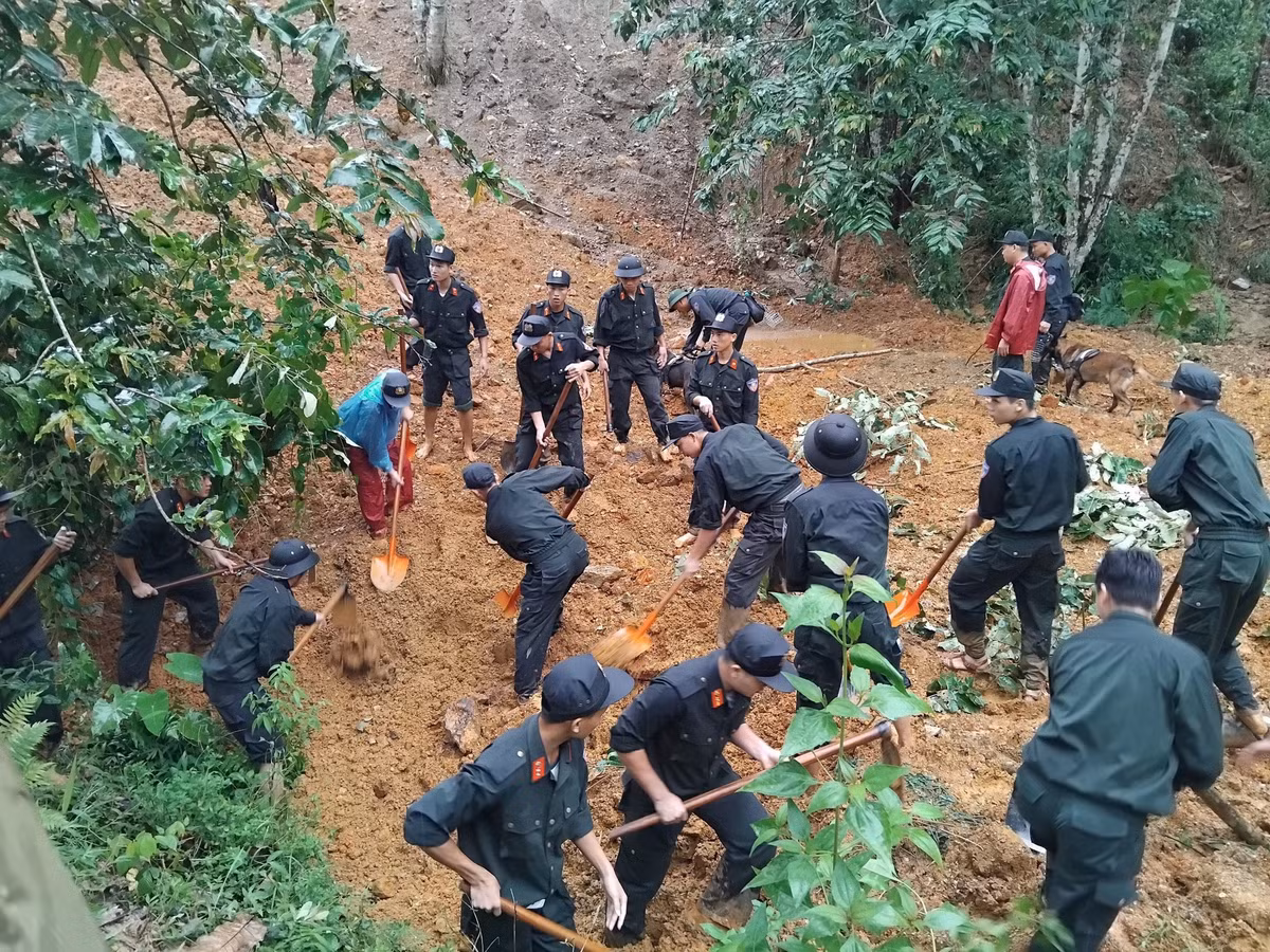 Sat lo dat da tai Ha Giang, 11 thi the da duoc tim thay