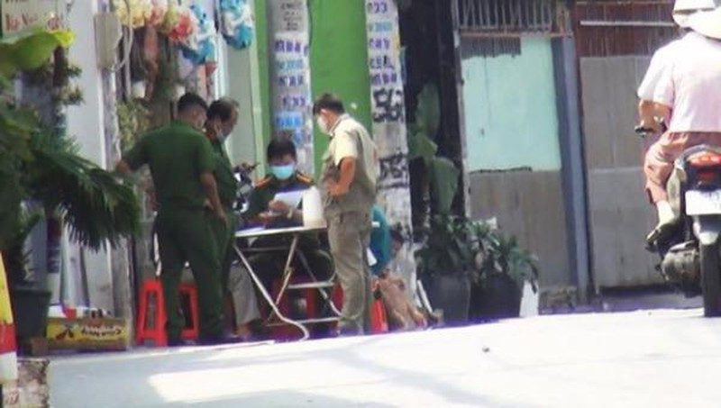  Chủ nhà trọ ở quận 12 tử vong bất thường: Ngày 17/2, Công an quận 12, TP HCM cho biết, đang điều tra làm rõ nguyên nhân cái chết của một người phụ nữ trên địa bàn phường Hiệp Thành. Nạn nhân là một người phụ nữ 55 tuổi, chủ nhà trọ, sống một mình tại con hẻm 567 đường Lê Văn Khương, phường Hiệp Thành, quận 12, TP HCM. 