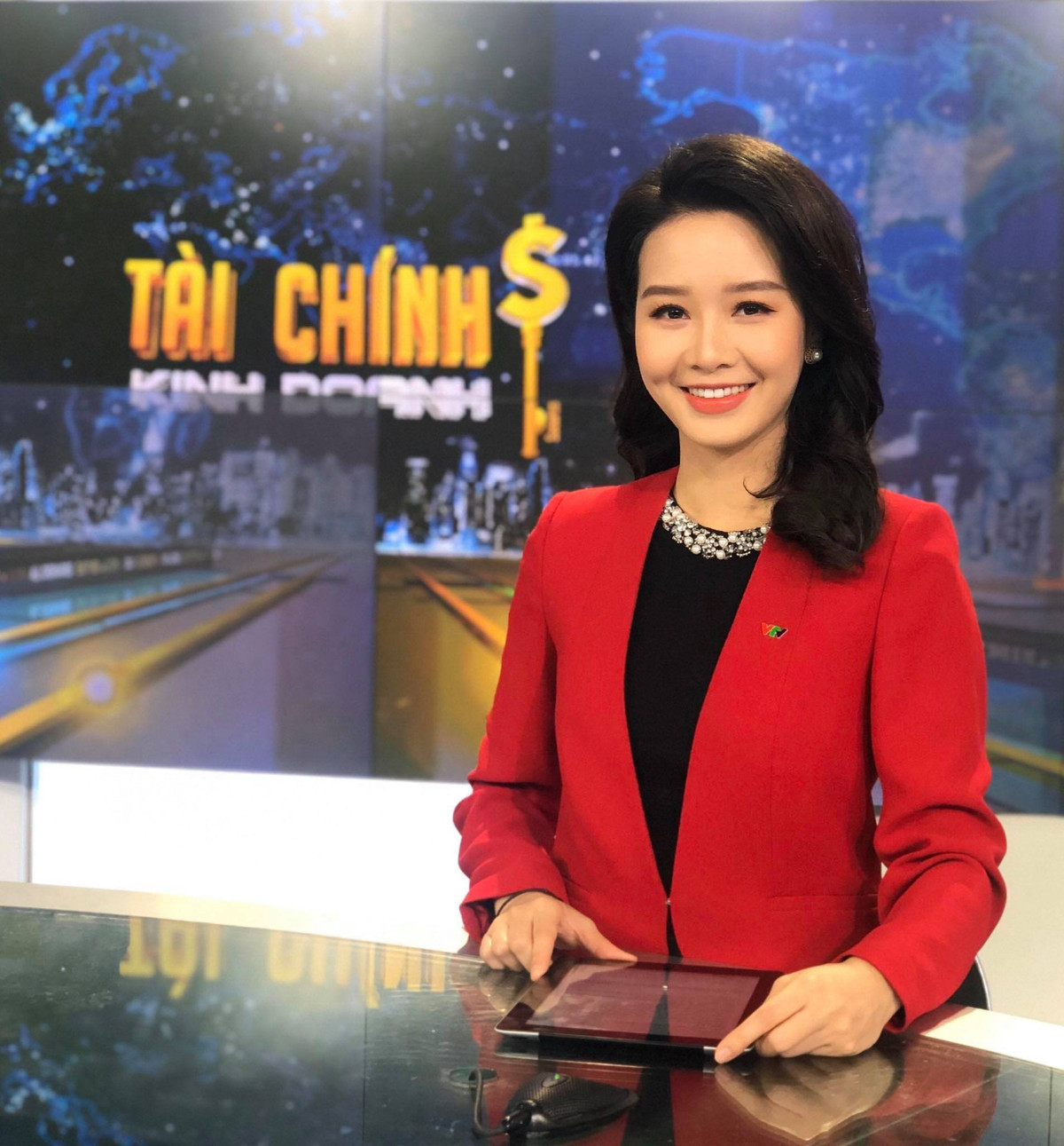 MC VTV tung bi cat song vi mat qua tre ke ve 3 cai Tet dang nho