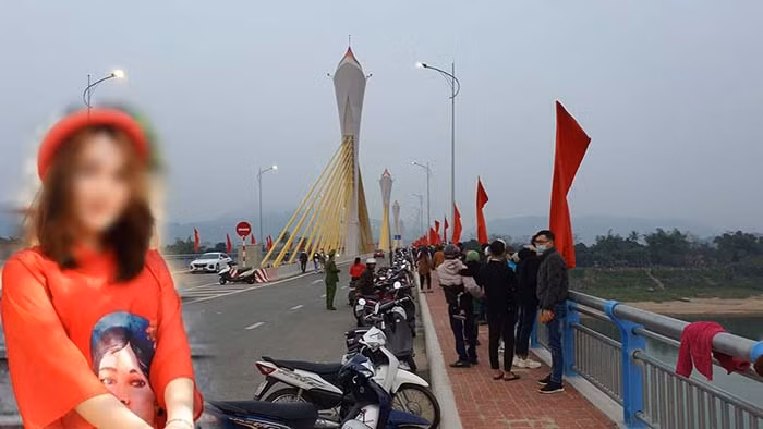 Tim thay thi the co gai nhay song tu tu chieu mung 1 Tet