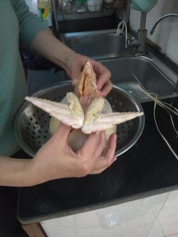 'Me dam' bat mi cach buoc va luoc ga cung Giao thua nhung van bi nhac nho-Hinh-3