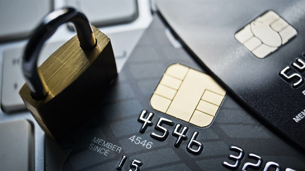 Nếu thẻ ATM từ chỉ có 1 loại thì thẻ ATM gắn chip có 3 loại: thẻ chip tiếp xúc, thẻ chip phi tiếp xúc và thẻ chip giao diện kép.